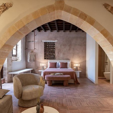 Qualia Slowlife Suites Chania  Ngoại thất bức ảnh