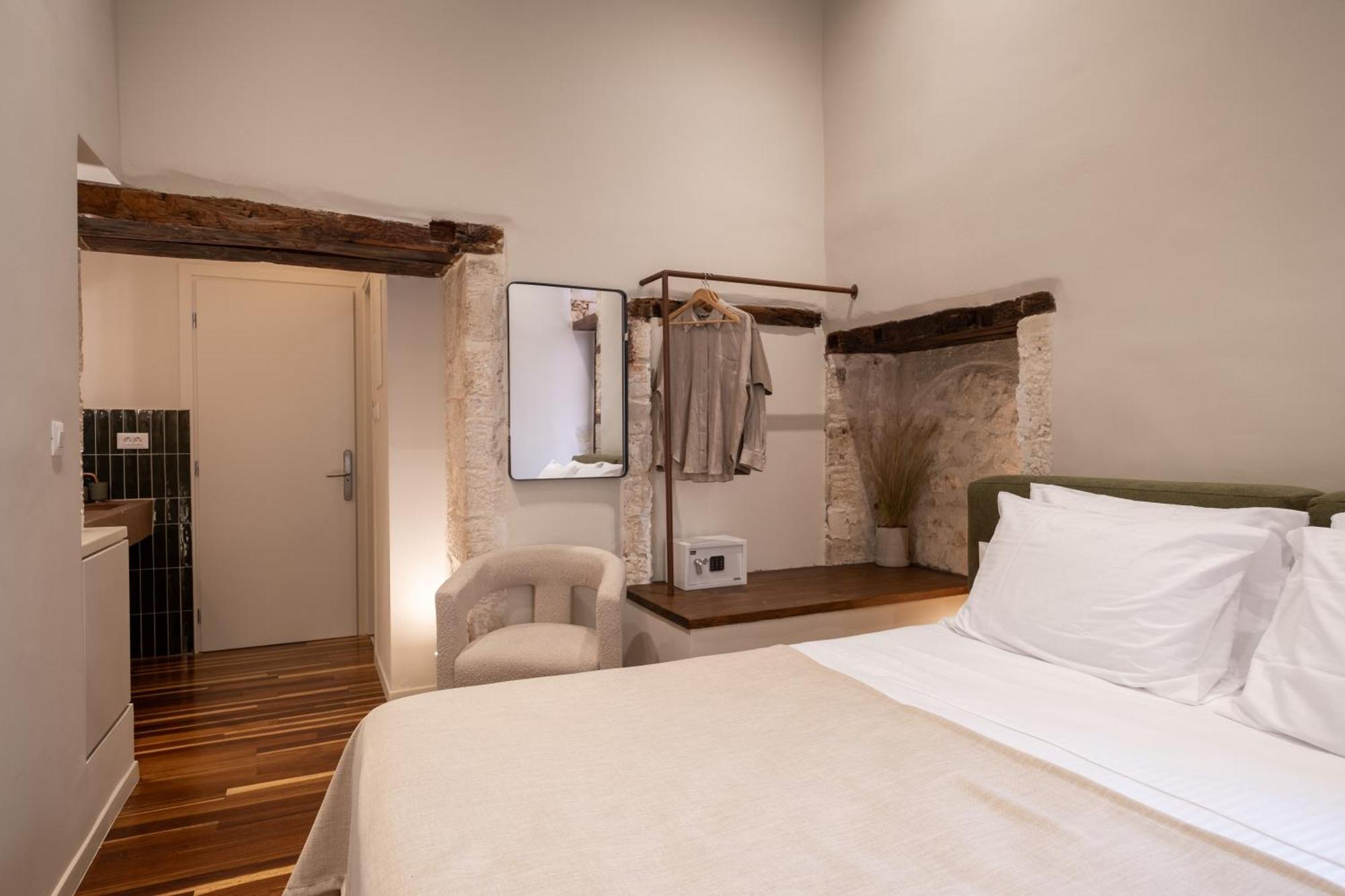 Qualia Slowlife Suites Chania  Ngoại thất bức ảnh